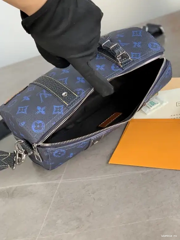WIS LOUIS CITY VUITTON KEEPALL 0623